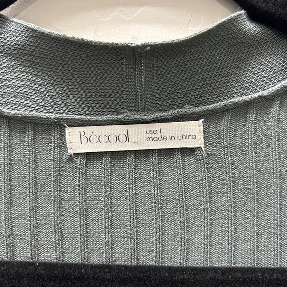 Open Front Ribbed Cardigan in Foam Green - Picture 4 of 7